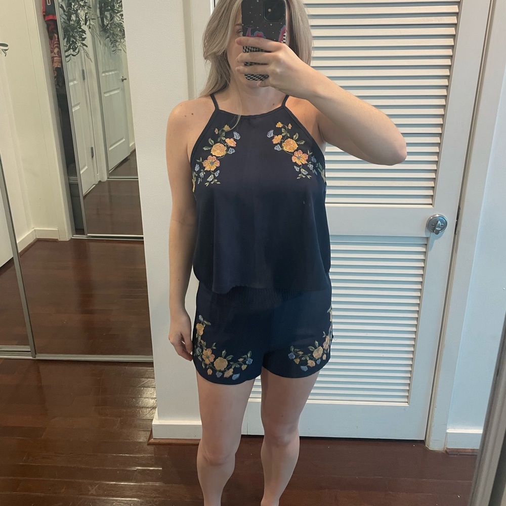 Navy Set - Picture 2 of 3